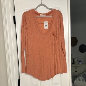 We The Free Women's Long Sleeve V-Neck Pocket Top - Terracotta